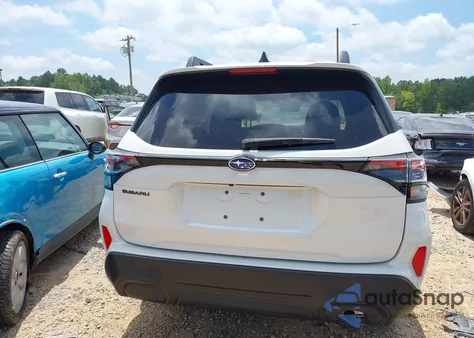 2025 Subaru Forester Premium z USA, uszkodzony, nr VIN JF2SLDDC9SH560990